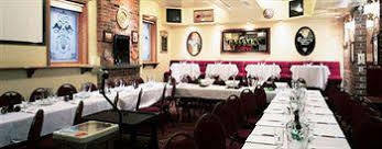 Madison Manor Boutique Hotel Toronto Exterior photo